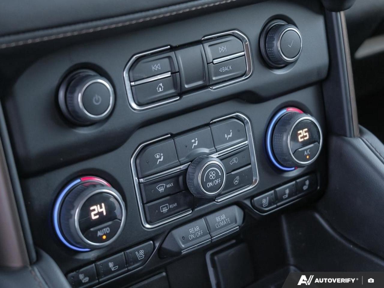 2023 Chevrolet Suburban 4WD 4dr High Country Photo