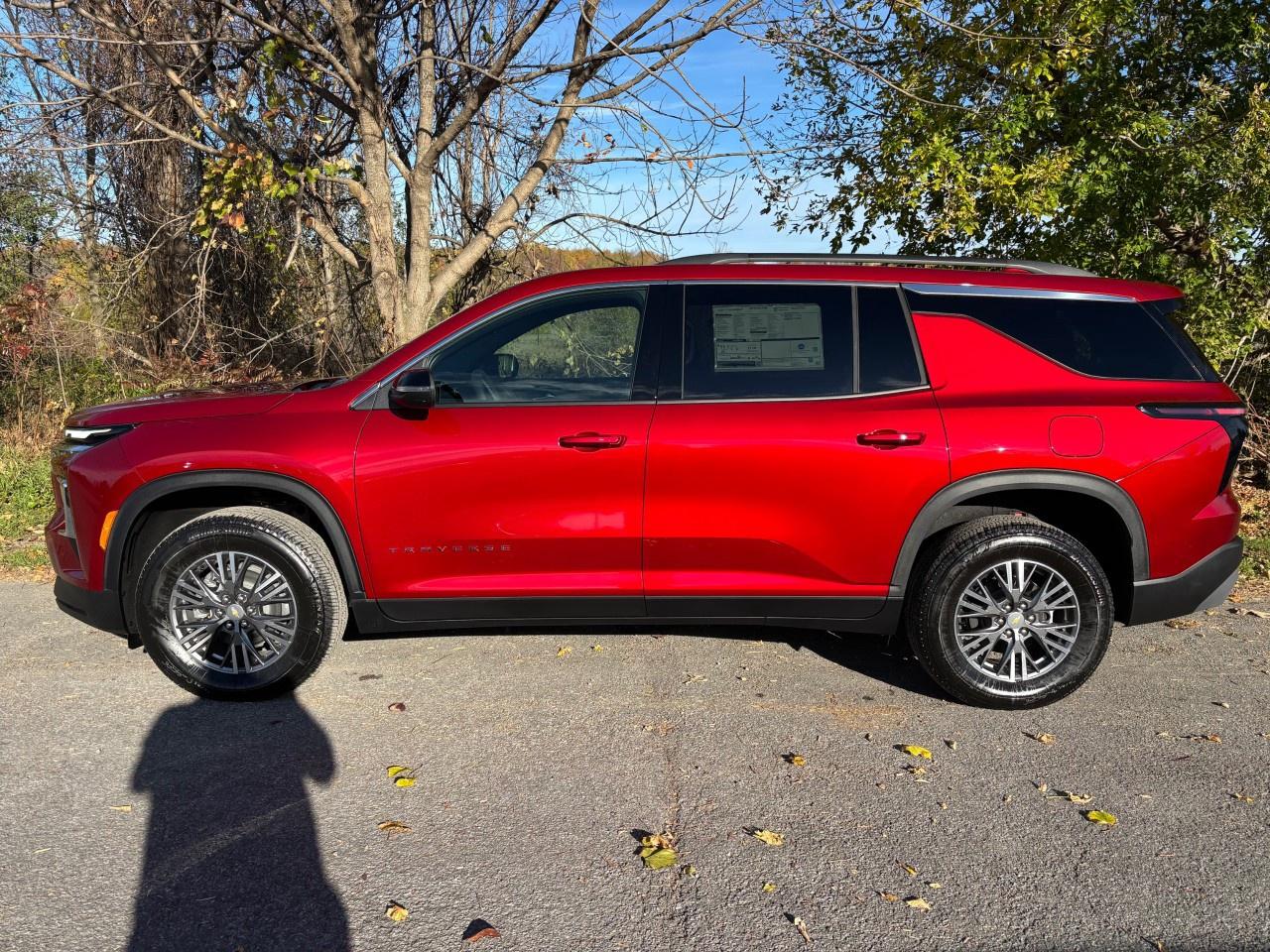 2026 Chevrolet Traverse AWD 4dr LT Photo