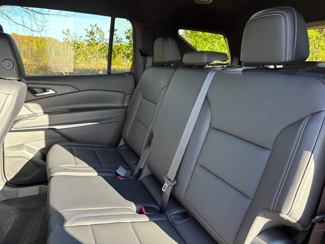 2026 Chevrolet Traverse AWD 4dr LT Photo