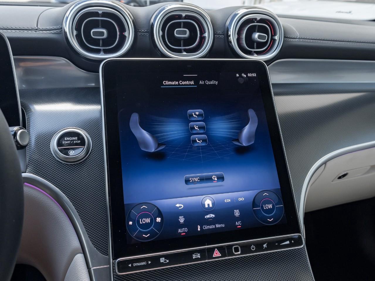 2025 Mercedes-Benz GLC 300 Base GLC 300 4dr All-Wheel Drive 4MATIC Photo