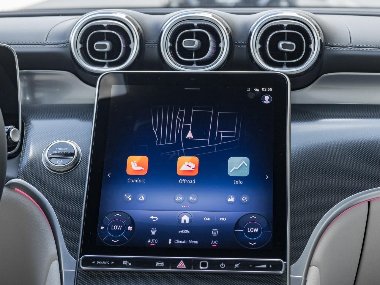 2025 Mercedes-Benz GLC 300 Base GLC 300 4dr All-Wheel Drive 4MATIC Photo