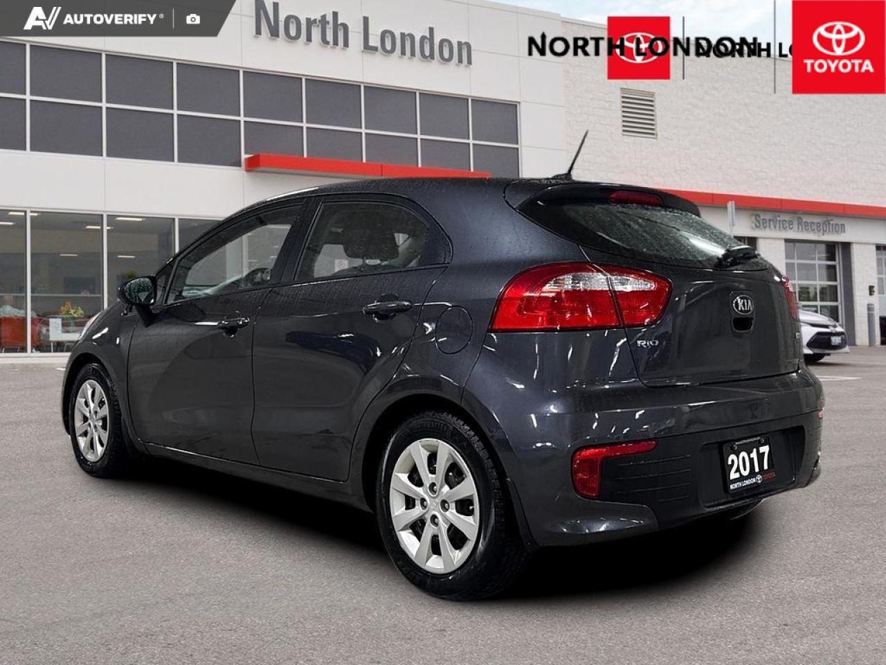 2017 Kia Rio5  Photo3