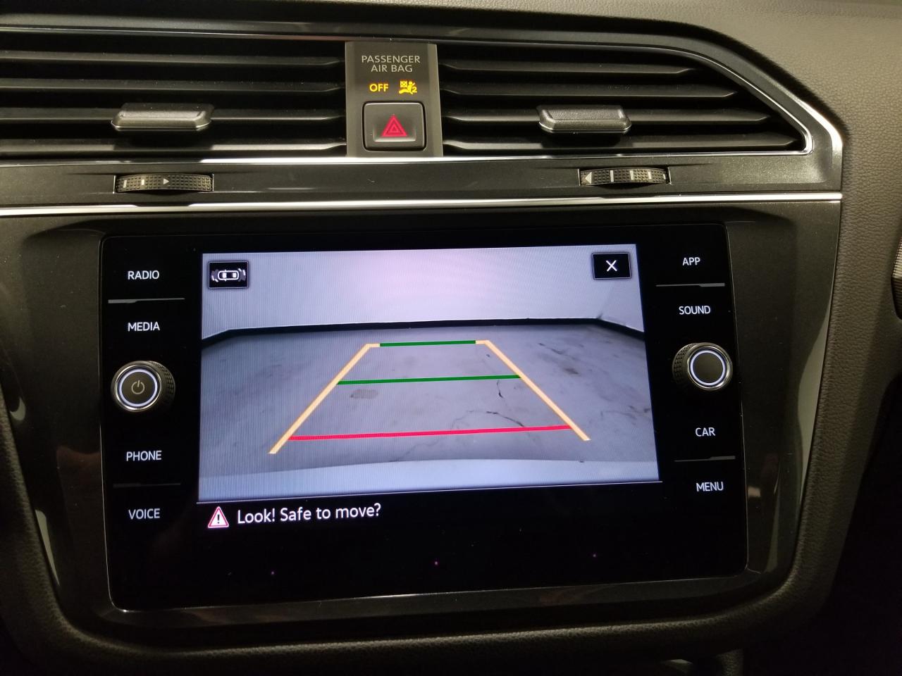 2023 Volkswagen Tiguan Comfortline R-Line Black 4dr All-Wheel Drive 4MOTION Photo