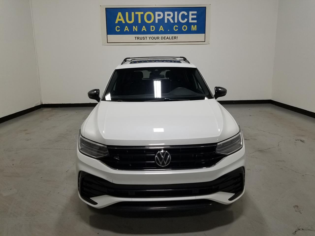 2023 Volkswagen Tiguan Comfortline R-Line Black 4dr All-Wheel Drive 4MOTION Photo