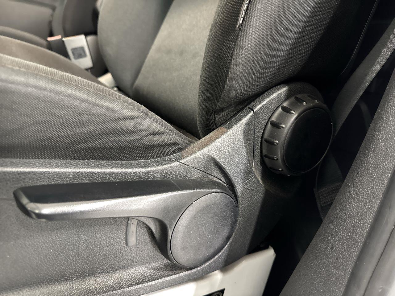 2024 Mercedes-Benz Sprinter 2500 High Roof 4-Cyl Diesel Sprinter 2500 Crew Van 170 in. WB Rear-Wheel Drive Photo