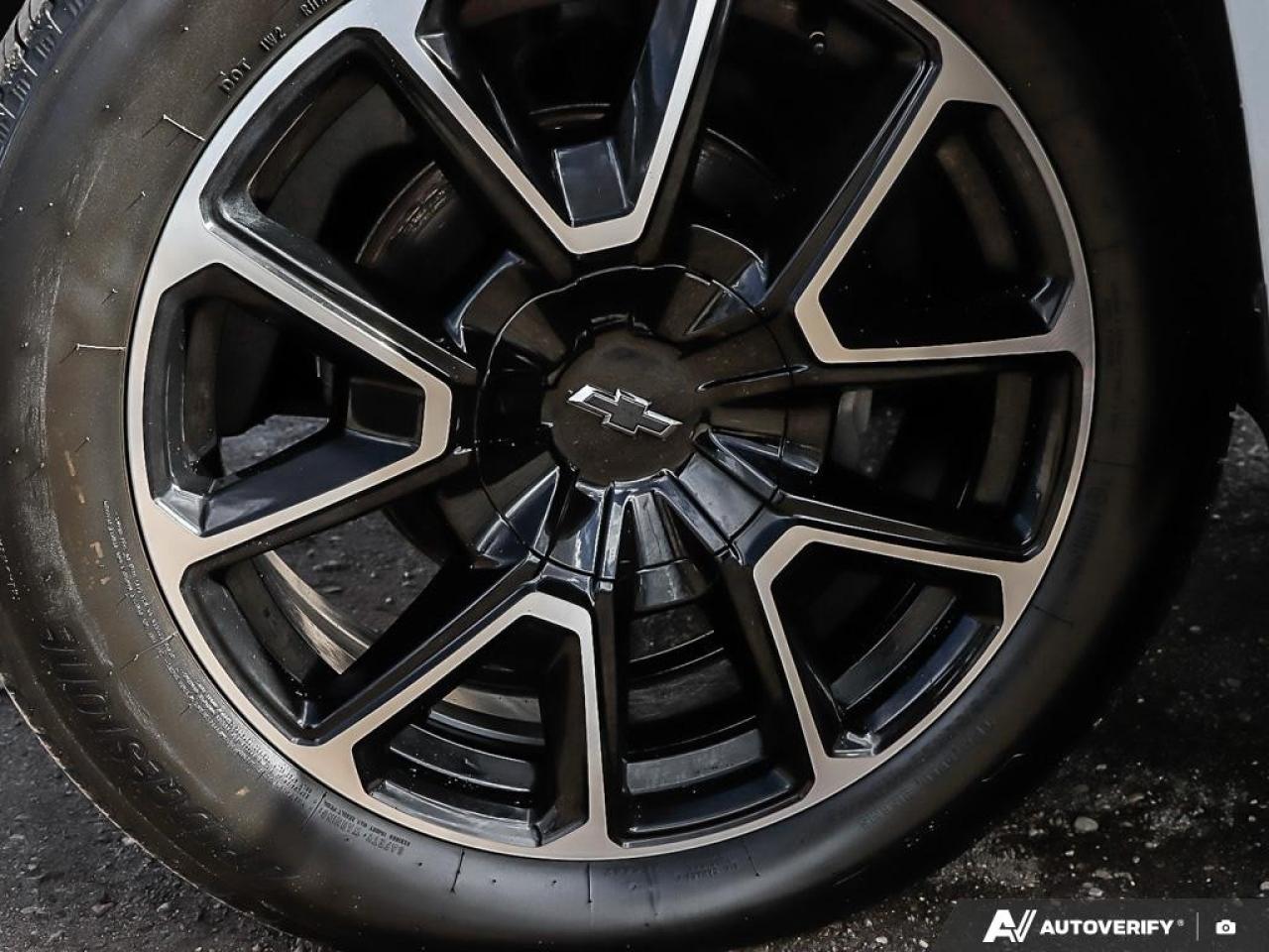 2024 Chevrolet Suburban 4WD 4dr RST Photo