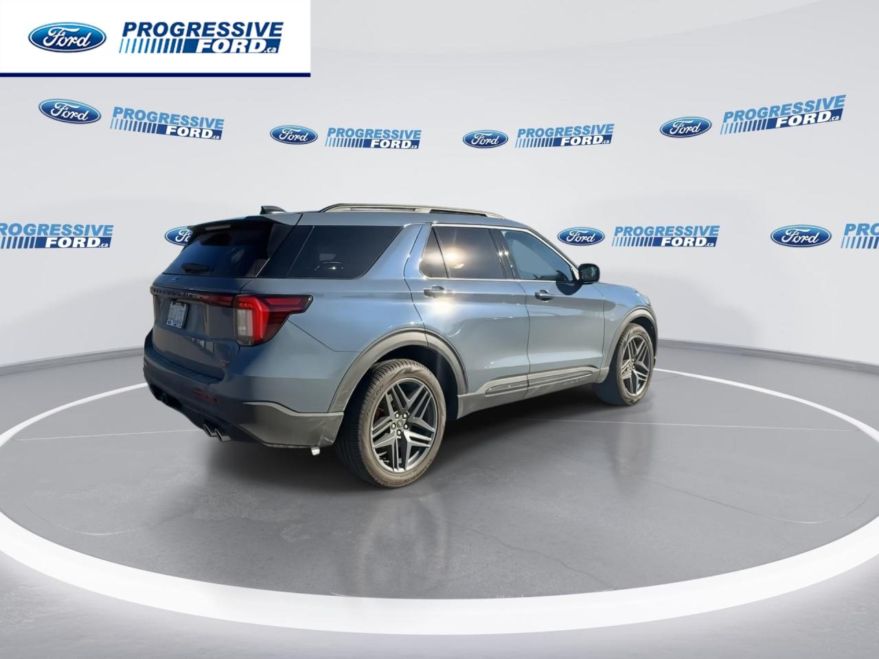 2026 Ford Explorer ST 4dr 4x4 Photo