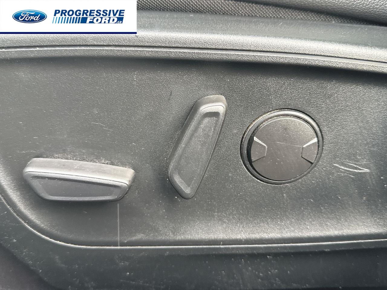 2021 Ford Escape SEL 4dr All-Wheel Drive Photo