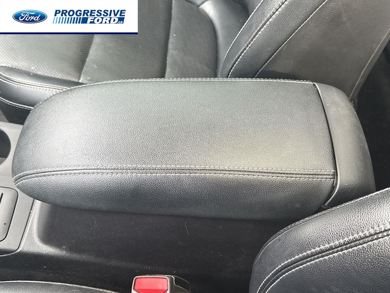 2021 Ford Escape SEL 4dr All-Wheel Drive Photo