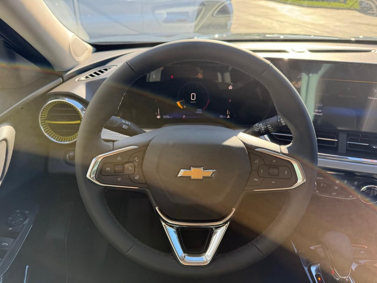 2025 Chevrolet Trax LT 4dr Front-Wheel Drive Photo