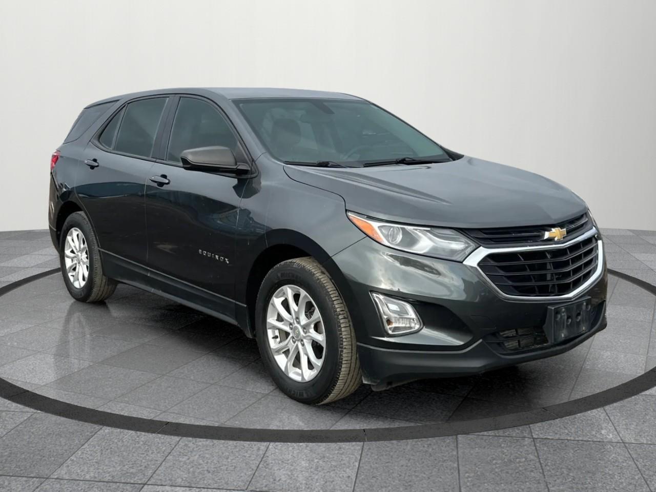 2018 Chevrolet Equinox LS Front-Wheel Drive Photo