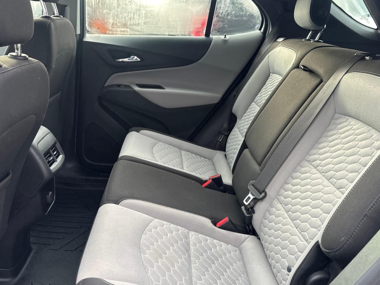 2018 Chevrolet Equinox LS Front-Wheel Drive Photo