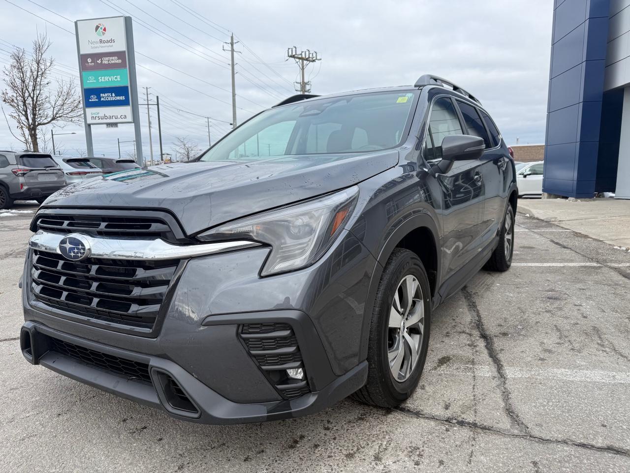 2023 Subaru ASCENT Touring 7-Passenger (CVT) 4dr All-Wheel Drive Photo2