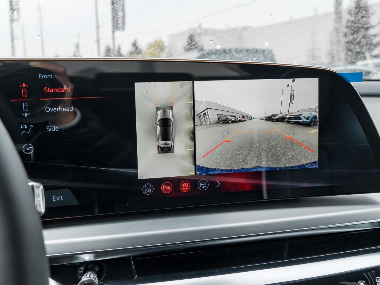 2026 Cadillac LYRIQ V Premium 4dr Photo