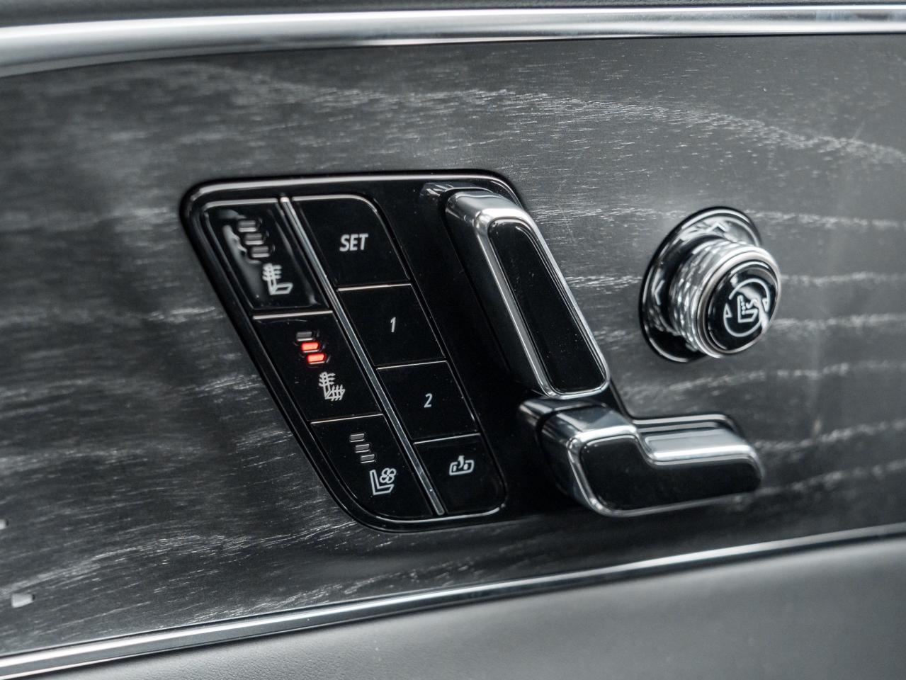 2026 Cadillac LYRIQ V Premium 4dr Photo