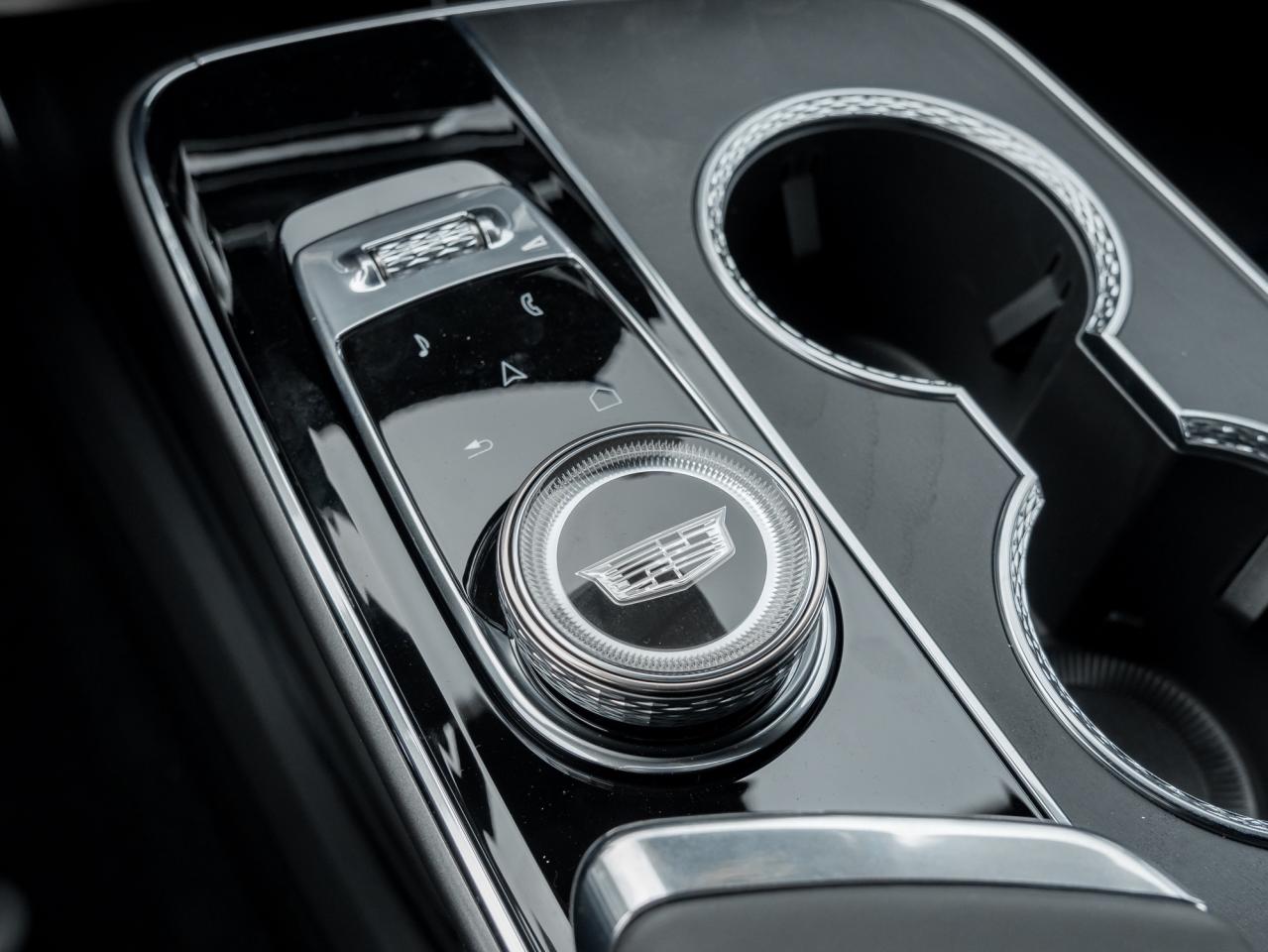 2026 Cadillac LYRIQ V Premium 4dr Photo