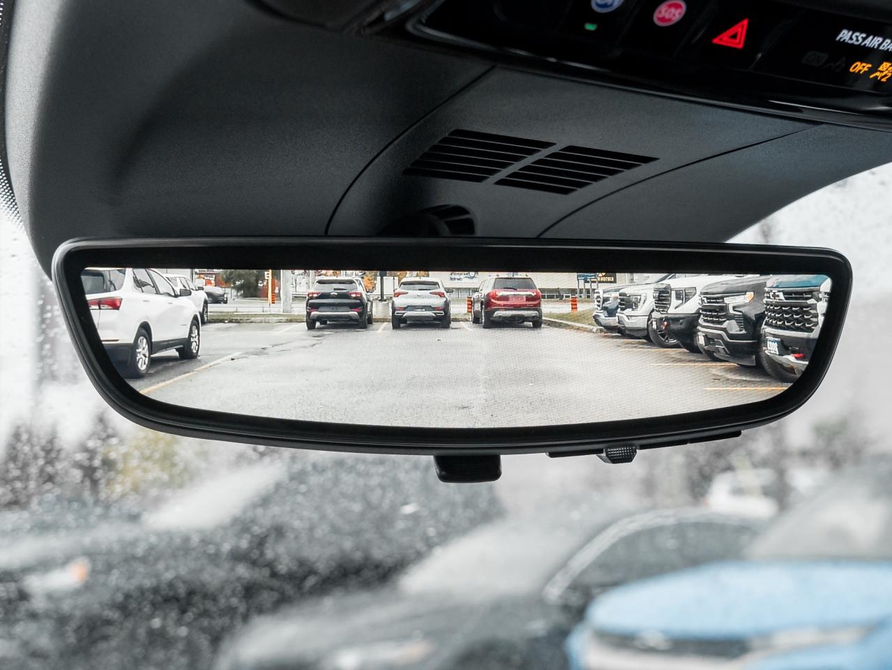 2026 Cadillac LYRIQ V Premium 4dr Photo