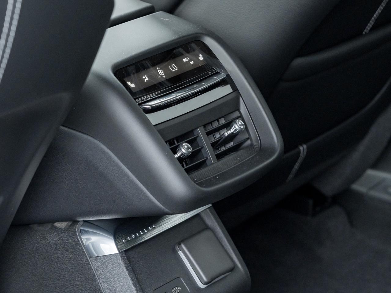 2026 Cadillac LYRIQ V Premium 4dr Photo