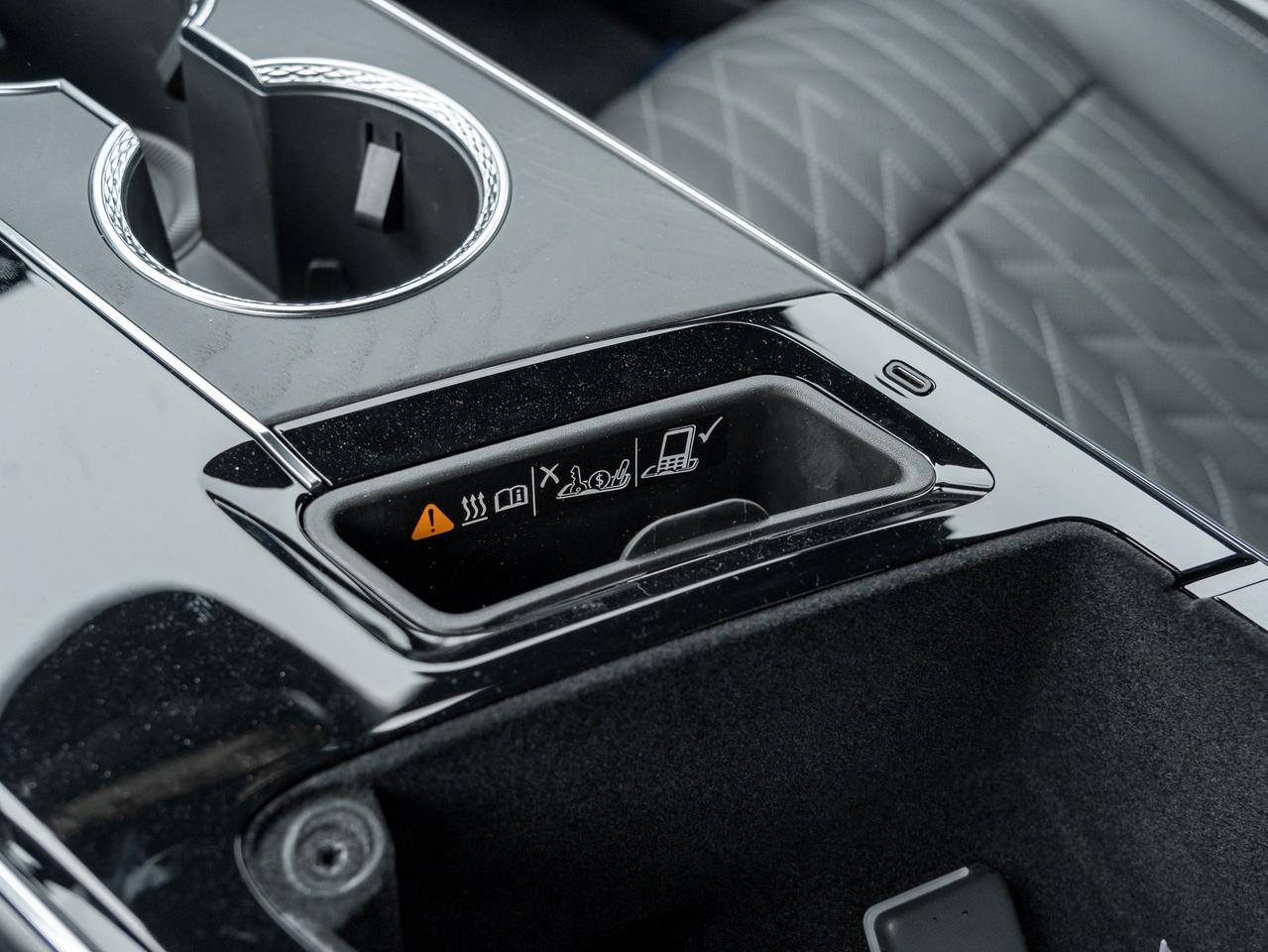 2026 Cadillac LYRIQ V Premium 4dr Photo