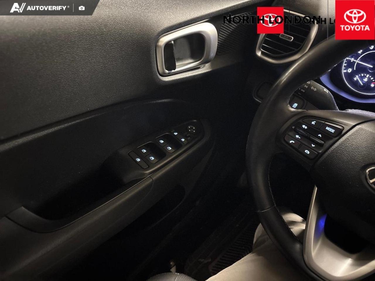 2020 Hyundai Venue  Photo