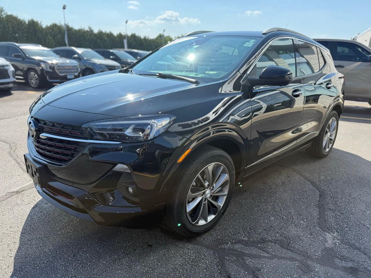 2022 Buick Encore GX Essence All-Wheel Drive Photo4