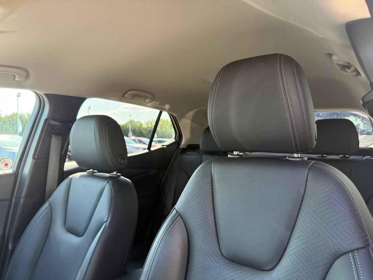 2022 Buick Encore GX Essence All-Wheel Drive Photo