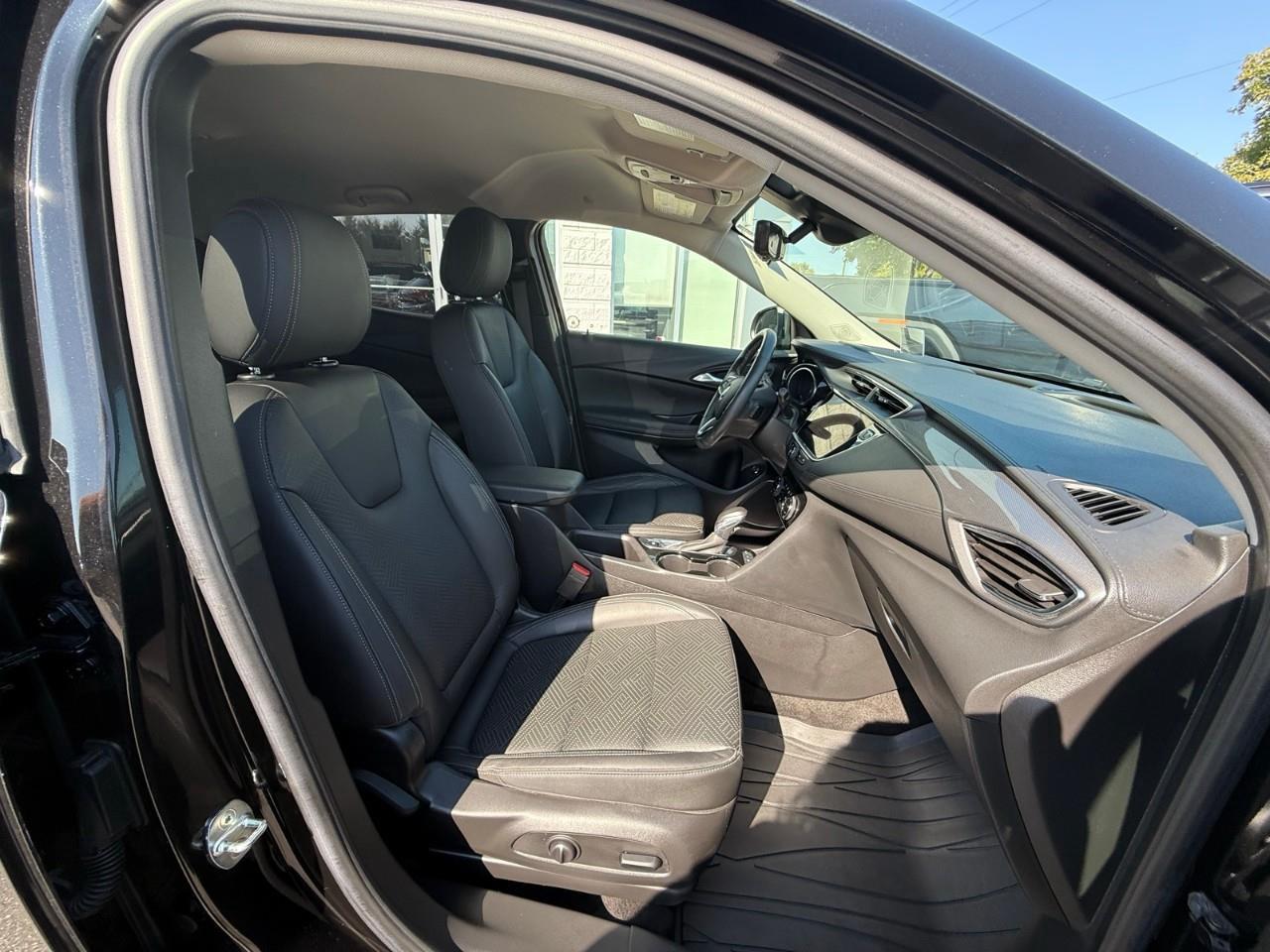 2022 Buick Encore GX Essence All-Wheel Drive Photo