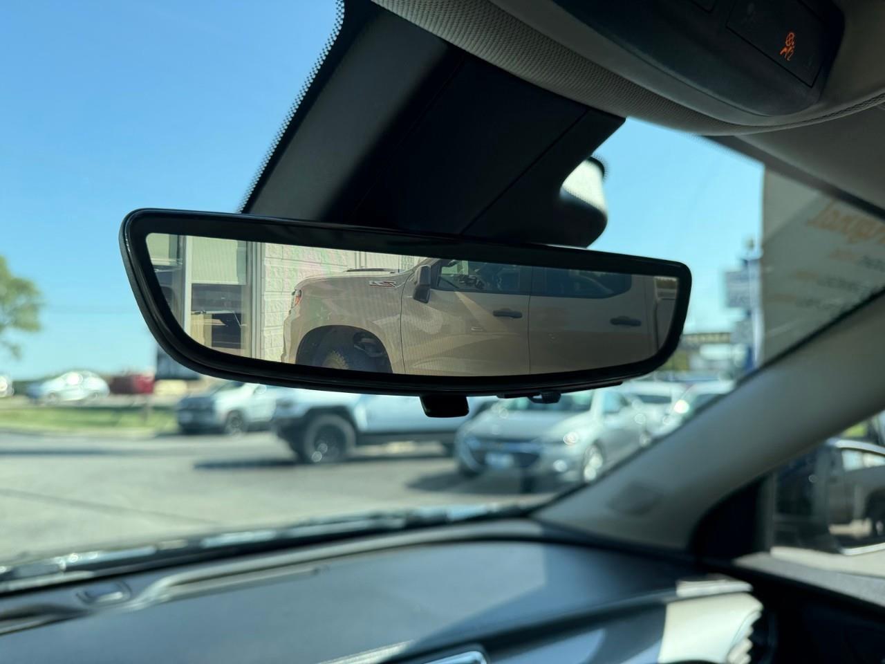 2022 Buick Encore GX Essence All-Wheel Drive Photo