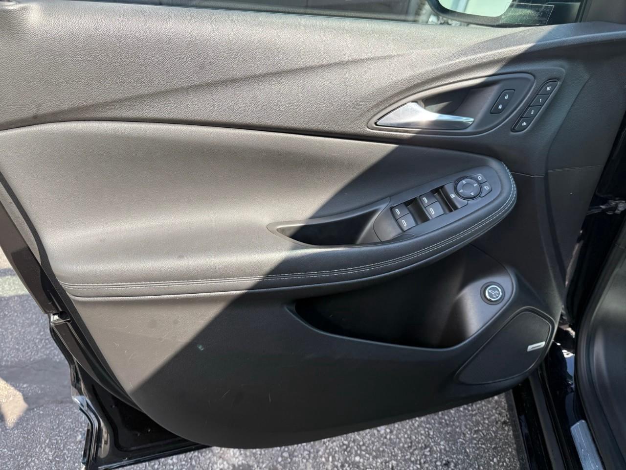 2022 Buick Encore GX Essence All-Wheel Drive Photo