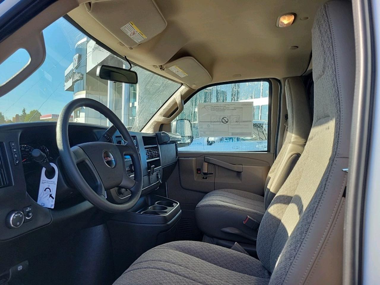 2025 GMC Savana 2500 Work Van Rear-Wheel Drive Extended Cargo Van Photo