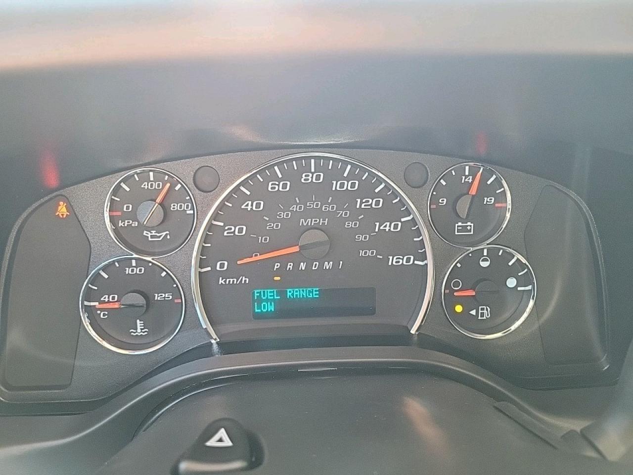 2025 GMC Savana 2500 Work Van Rear-Wheel Drive Extended Cargo Van Photo