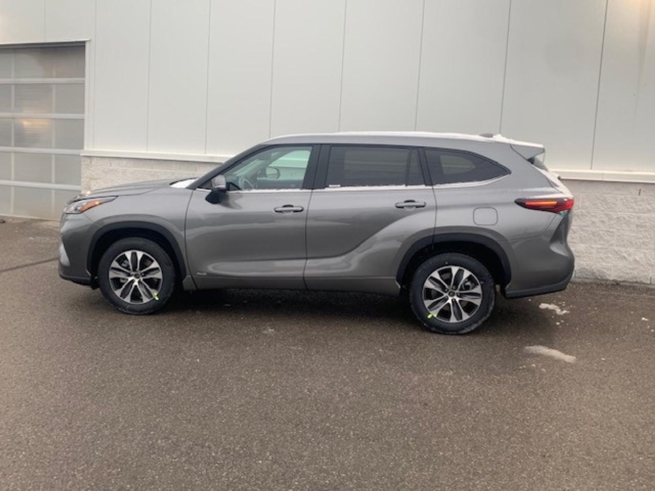 2026 Toyota Highlander Hybrid XLE 4dr All-Wheel Drive Photo