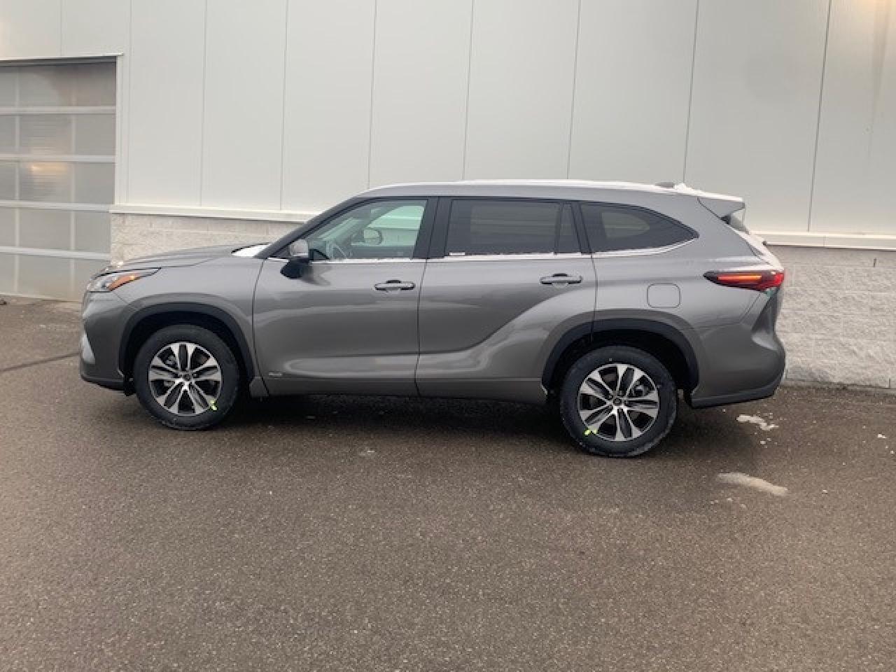 2026 Toyota Highlander Hybrid XLE 4dr All-Wheel Drive Photo