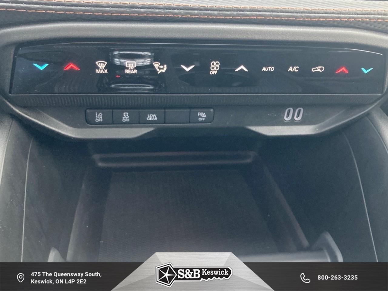 2026 Jeep Cherokee Laredo/Limited 4dr 4x4 Photo