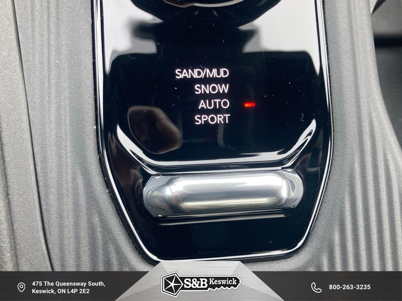 2026 Jeep Cherokee Laredo/Limited 4dr 4x4 Photo