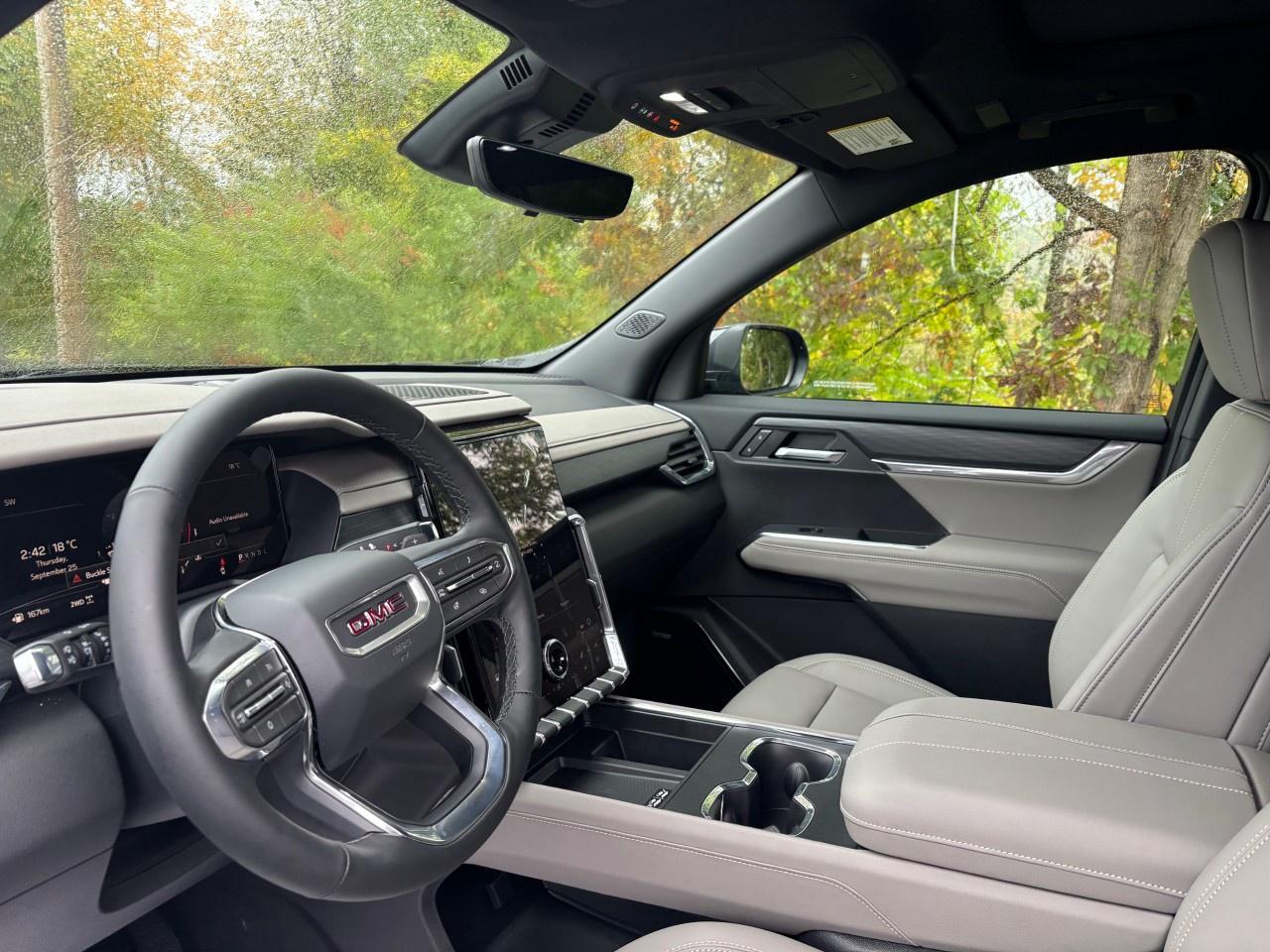 2026 GMC Acadia AWD Elevation Photo3