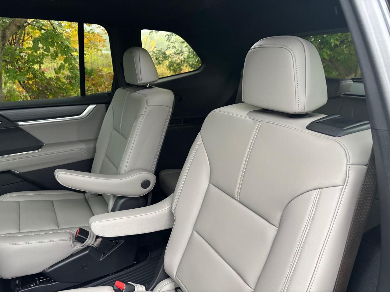 2026 GMC Acadia AWD Elevation Photo