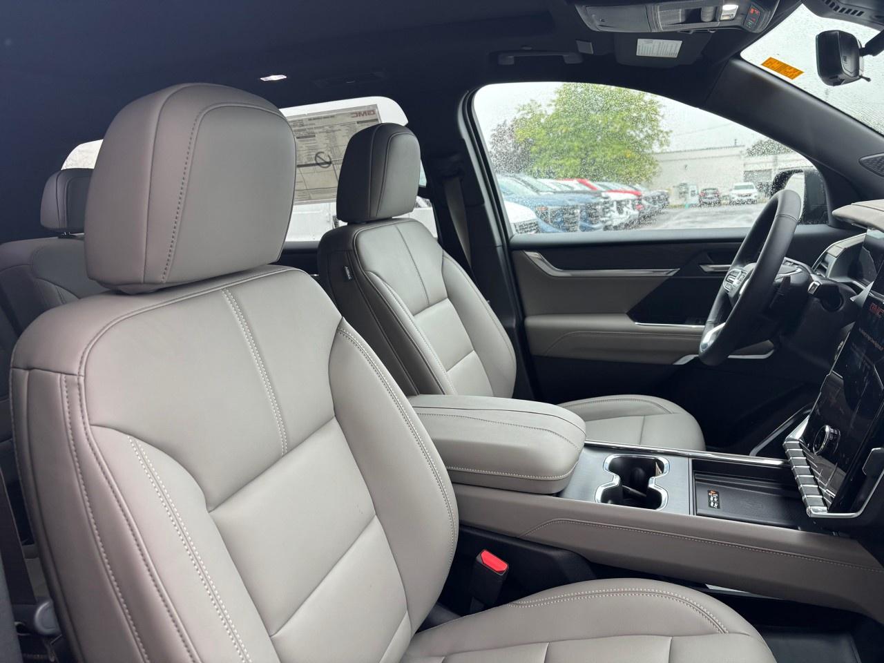 2026 GMC Acadia AWD Elevation Photo