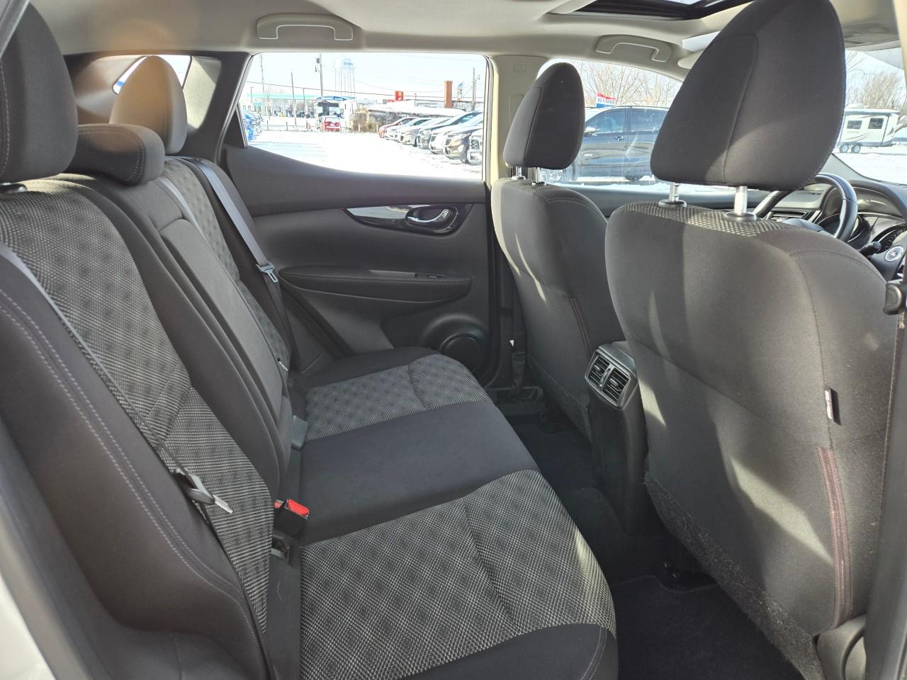 2018 Nissan Qashqai AWD SV CVT Photo