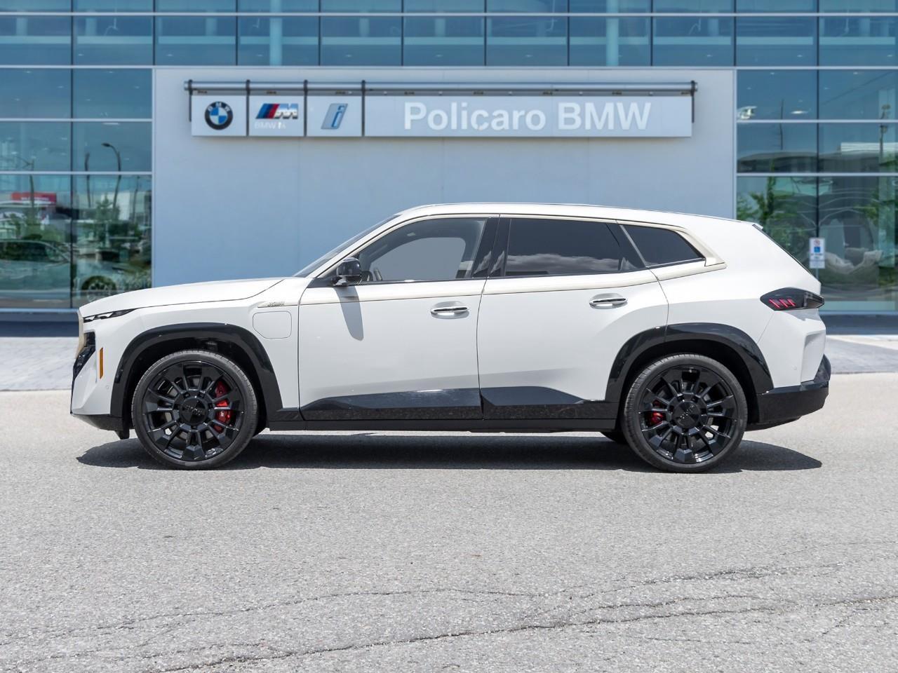 2025 BMW XM Base 4dr All-Wheel Drive Sports Activity Vehicle Photo2