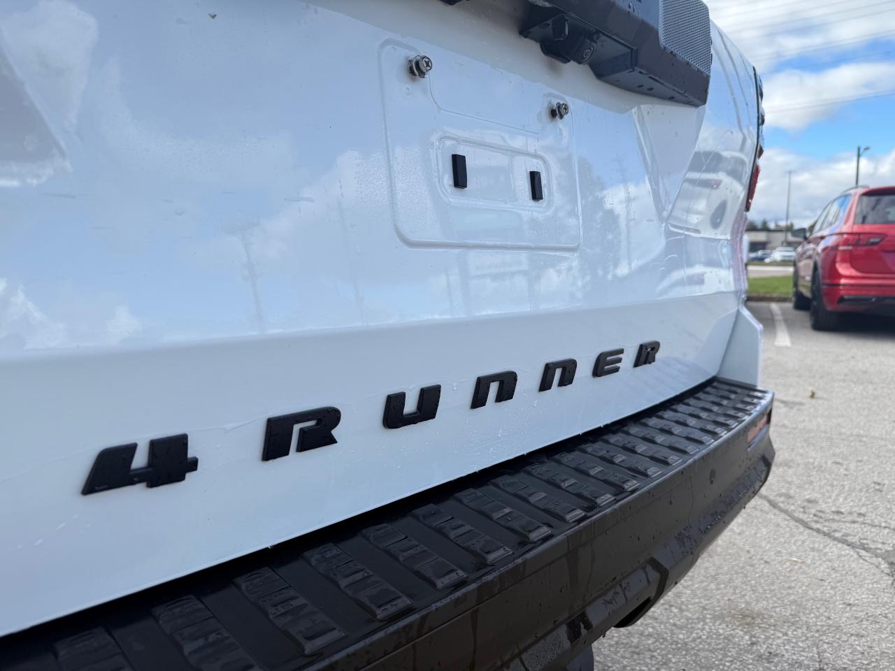 2025 Toyota 4Runner Base 4dr 4x4 Photo