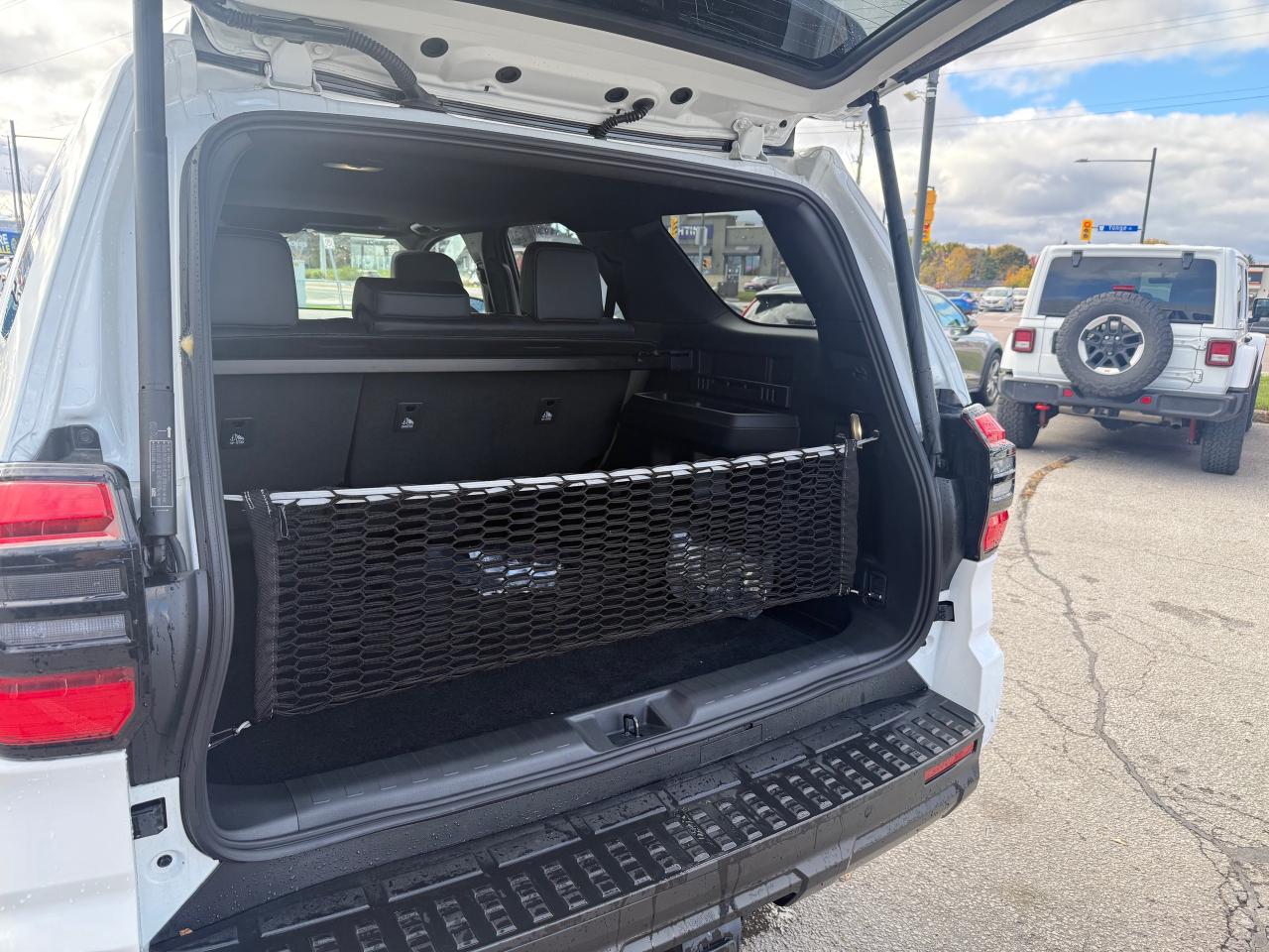 2025 Toyota 4Runner Base 4dr 4x4 Photo