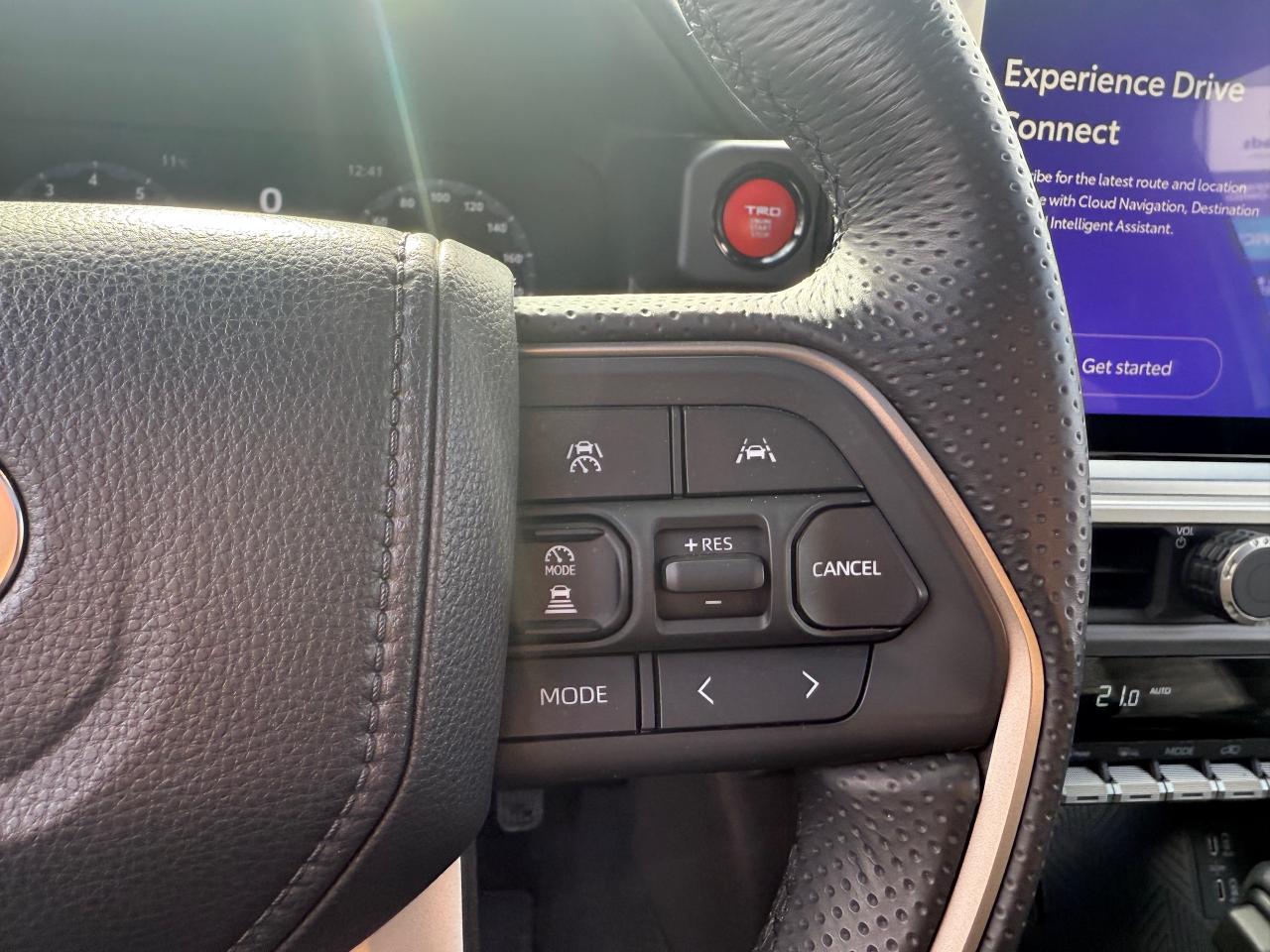 2025 Toyota 4Runner Base 4dr 4x4 Photo