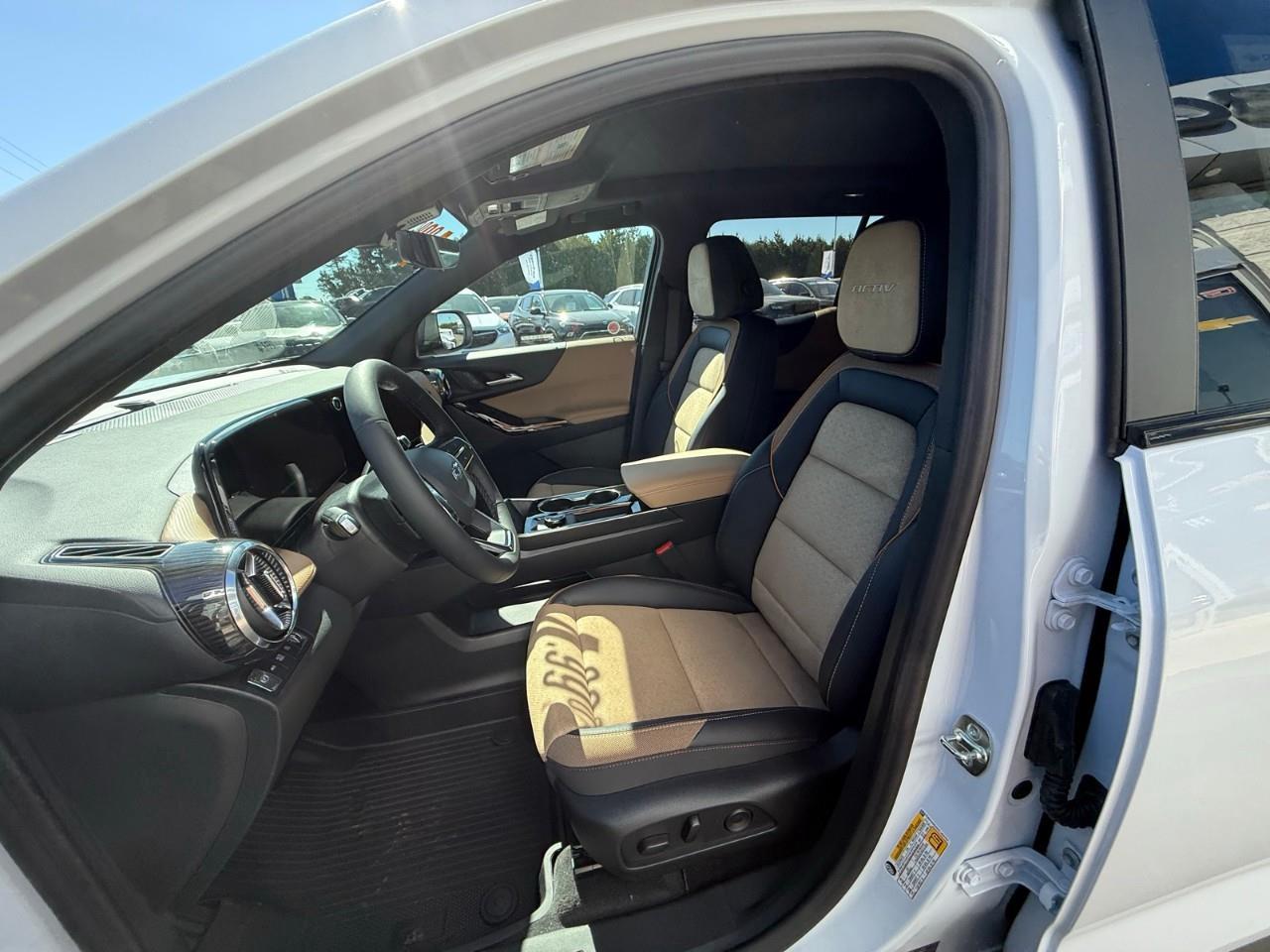 2026 Chevrolet Equinox ACTIV 4dr All-Wheel Drive Photo