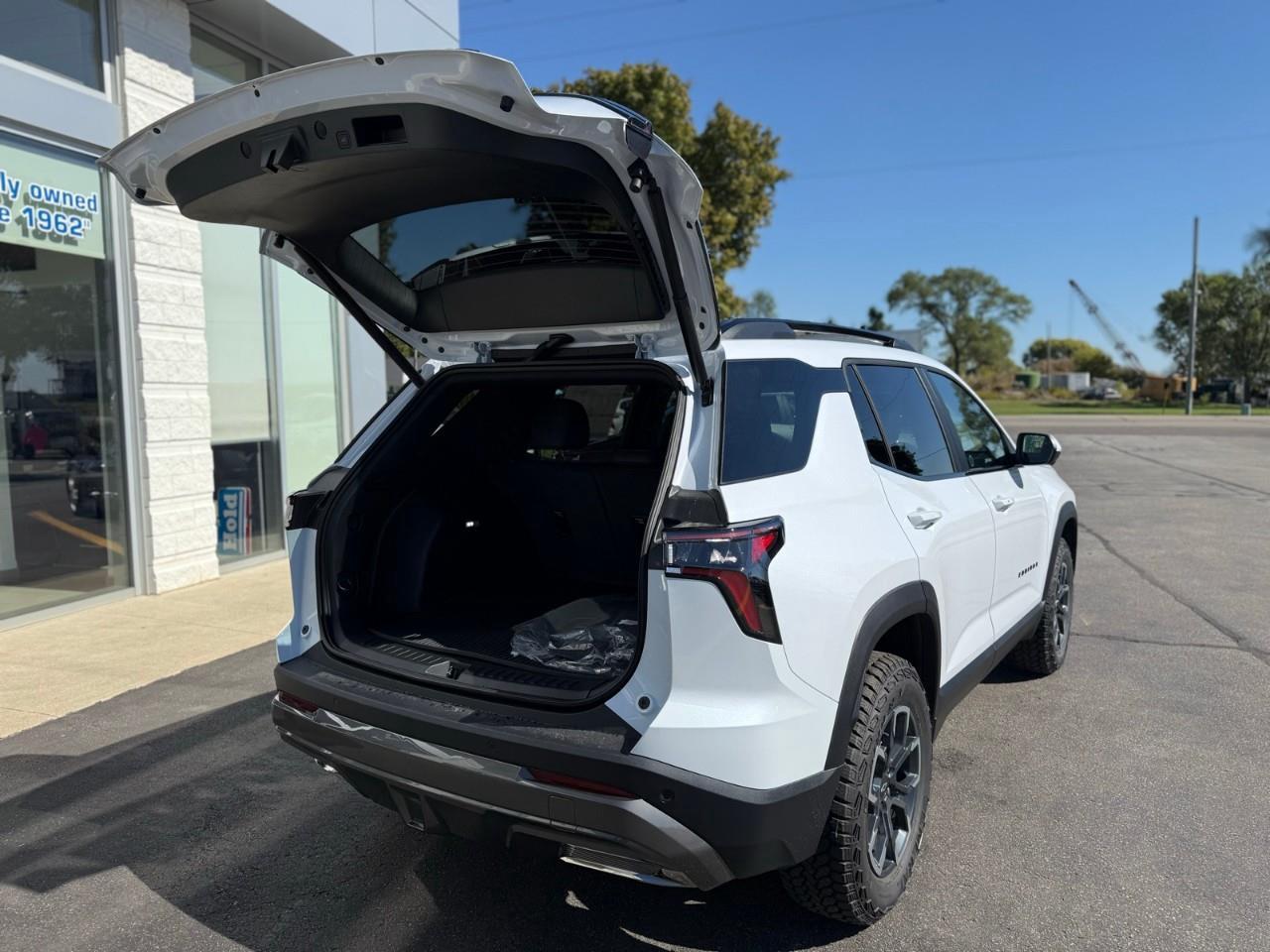 2026 Chevrolet Equinox ACTIV 4dr All-Wheel Drive Photo