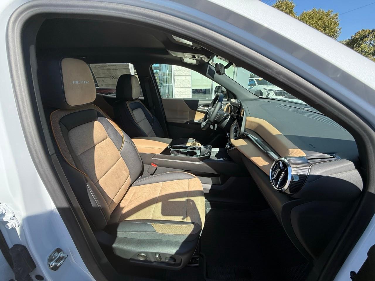 2026 Chevrolet Equinox ACTIV 4dr All-Wheel Drive Photo