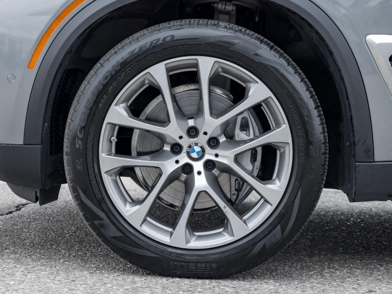 2025 BMW X5 xDrive40i 4dr All-Wheel Drive Sports Activity Vehicle Photo3