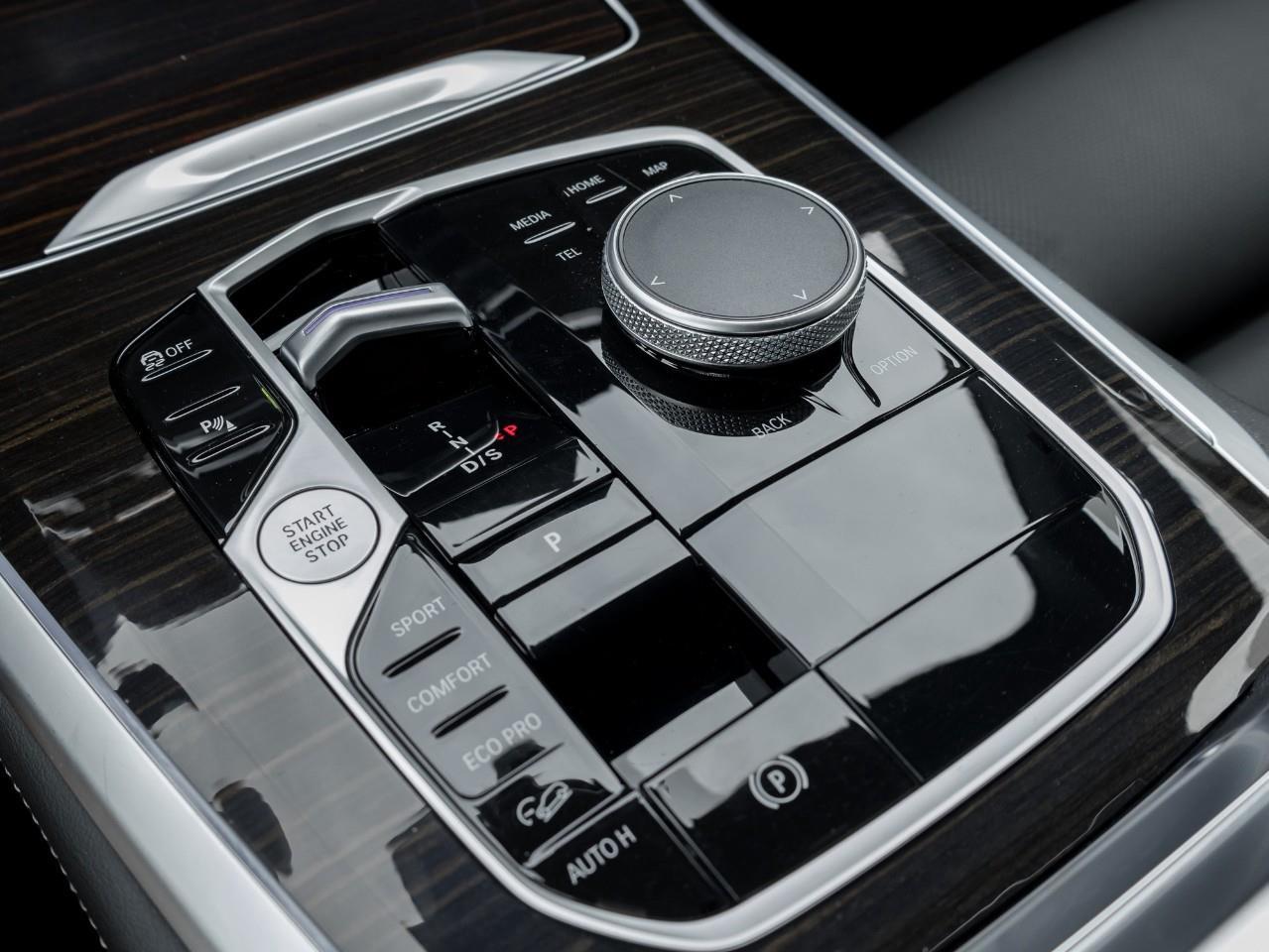 2025 BMW X5 xDrive40i 4dr All-Wheel Drive Sports Activity Vehicle Photo