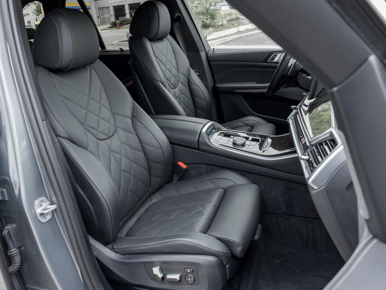 2025 BMW X5 xDrive40i 4dr All-Wheel Drive Sports Activity Vehicle Photo