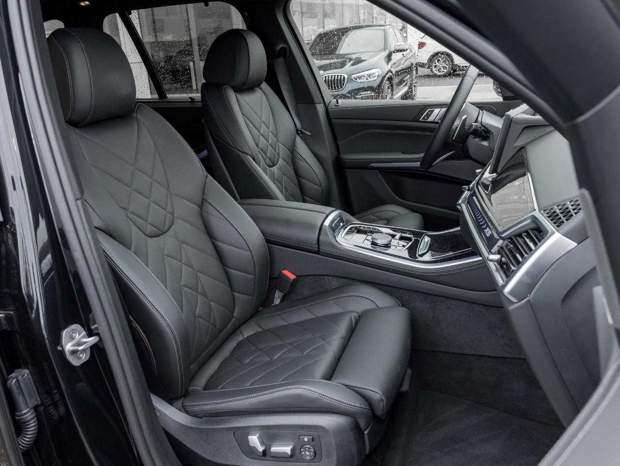 2024 BMW X5 xDrive40i 4dr All-Wheel Drive Sports Activity Vehicle Photo